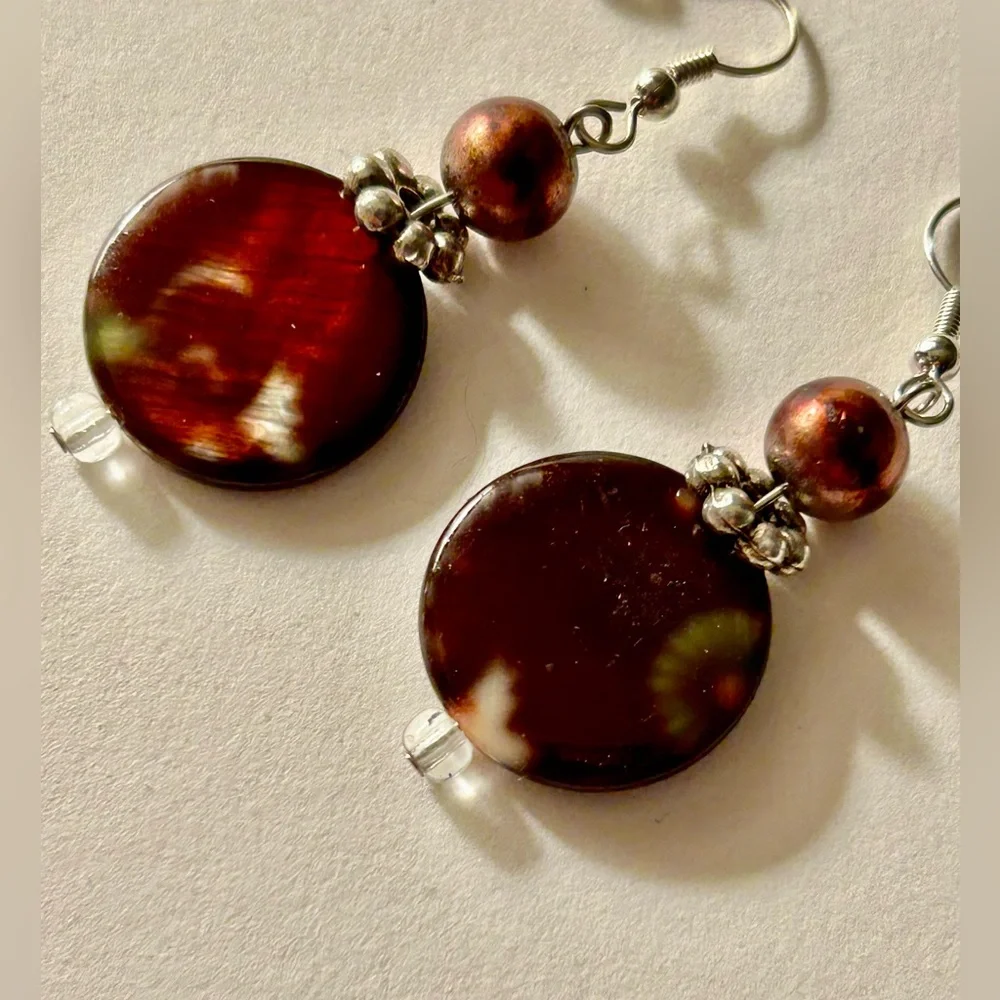 NWOT Earrings Mother of Pearl burgundy painted disks, copper beads pierced hook